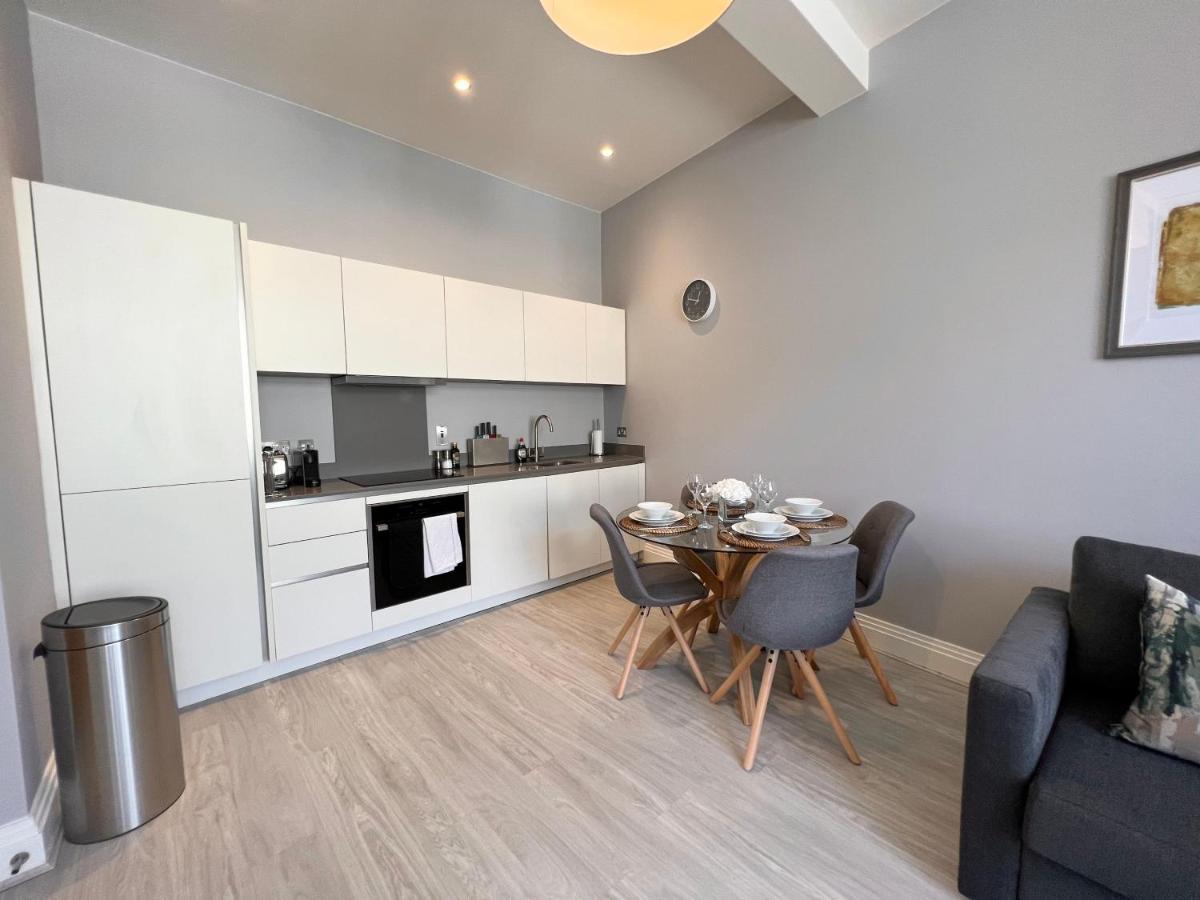 Urban Living'S - Windsor Castle Luxury Apartments Kültér fotó