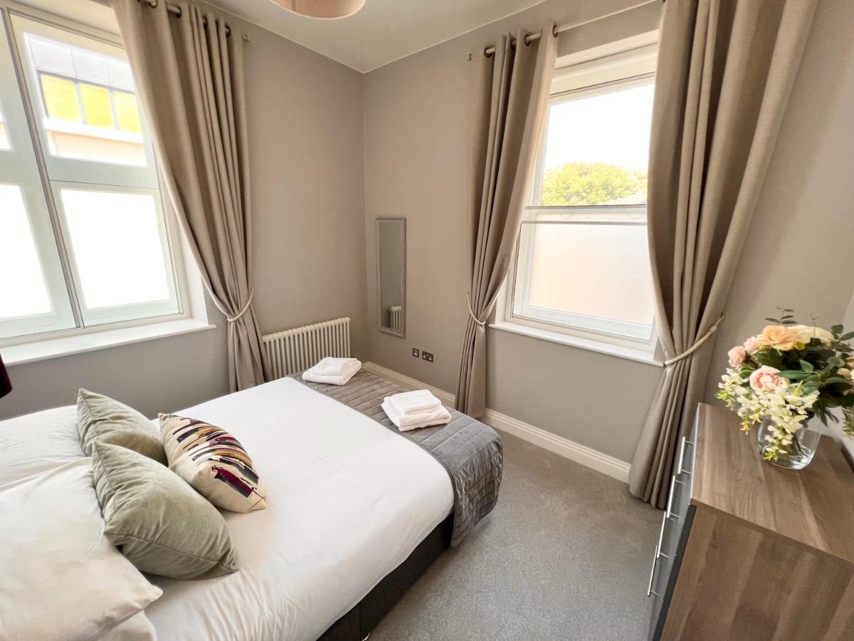 Urban Living'S - Windsor Castle Luxury Apartments Kültér fotó