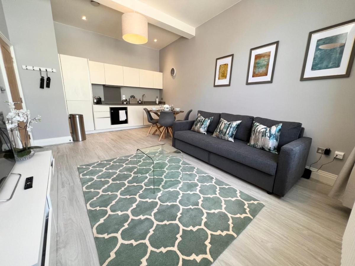 Urban Living'S - Windsor Castle Luxury Apartments Kültér fotó