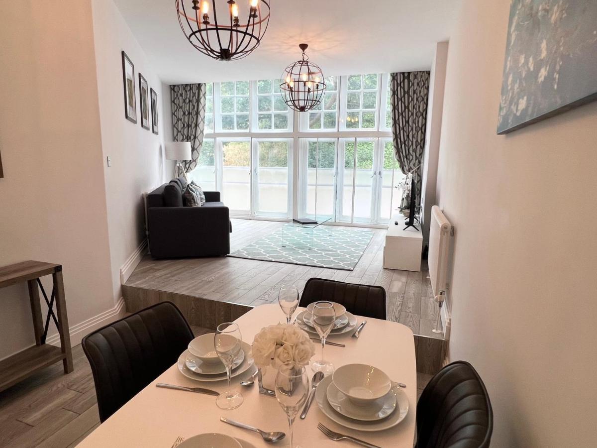Urban Living'S - Windsor Castle Luxury Apartments Kültér fotó