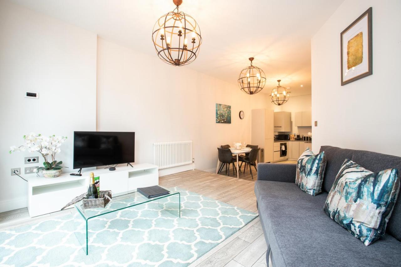 Urban Living'S - Windsor Castle Luxury Apartments Kültér fotó