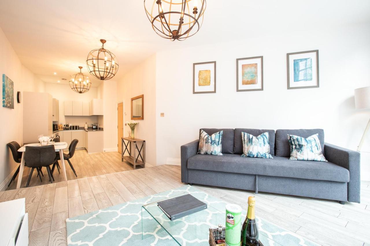 Urban Living'S - Windsor Castle Luxury Apartments Kültér fotó