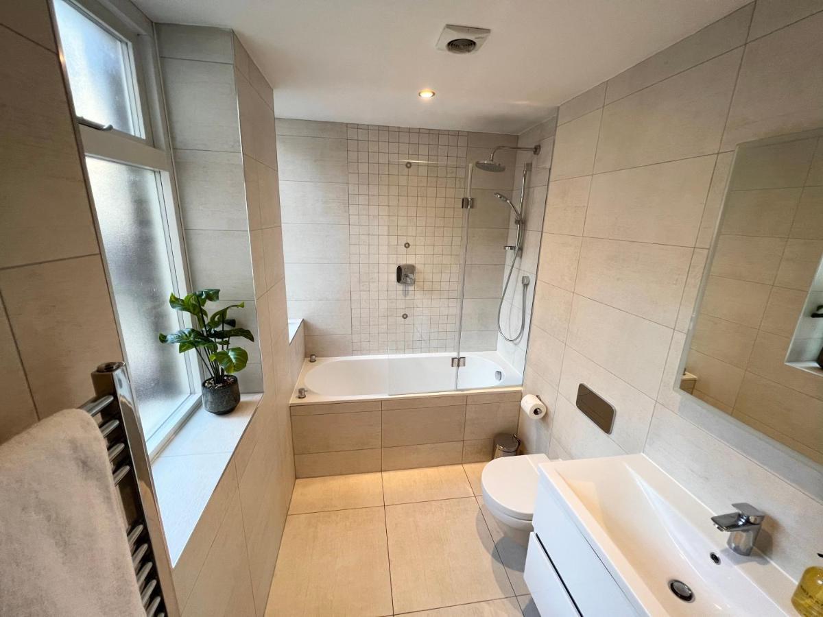 Urban Living'S - Windsor Castle Luxury Apartments Kültér fotó