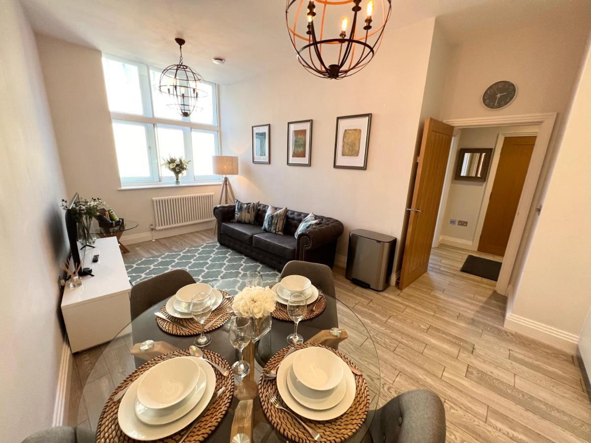 Urban Living'S - Windsor Castle Luxury Apartments Kültér fotó