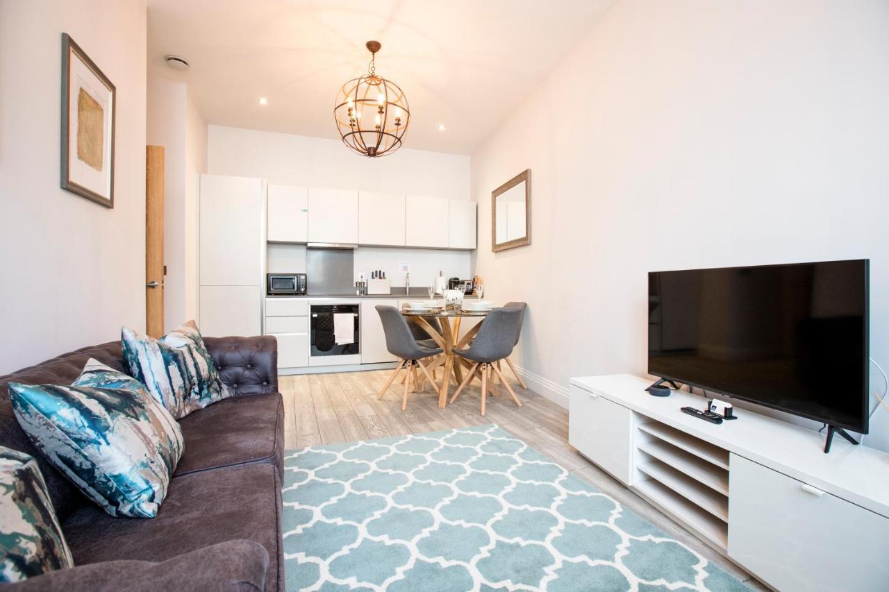 Urban Living'S - Windsor Castle Luxury Apartments Kültér fotó